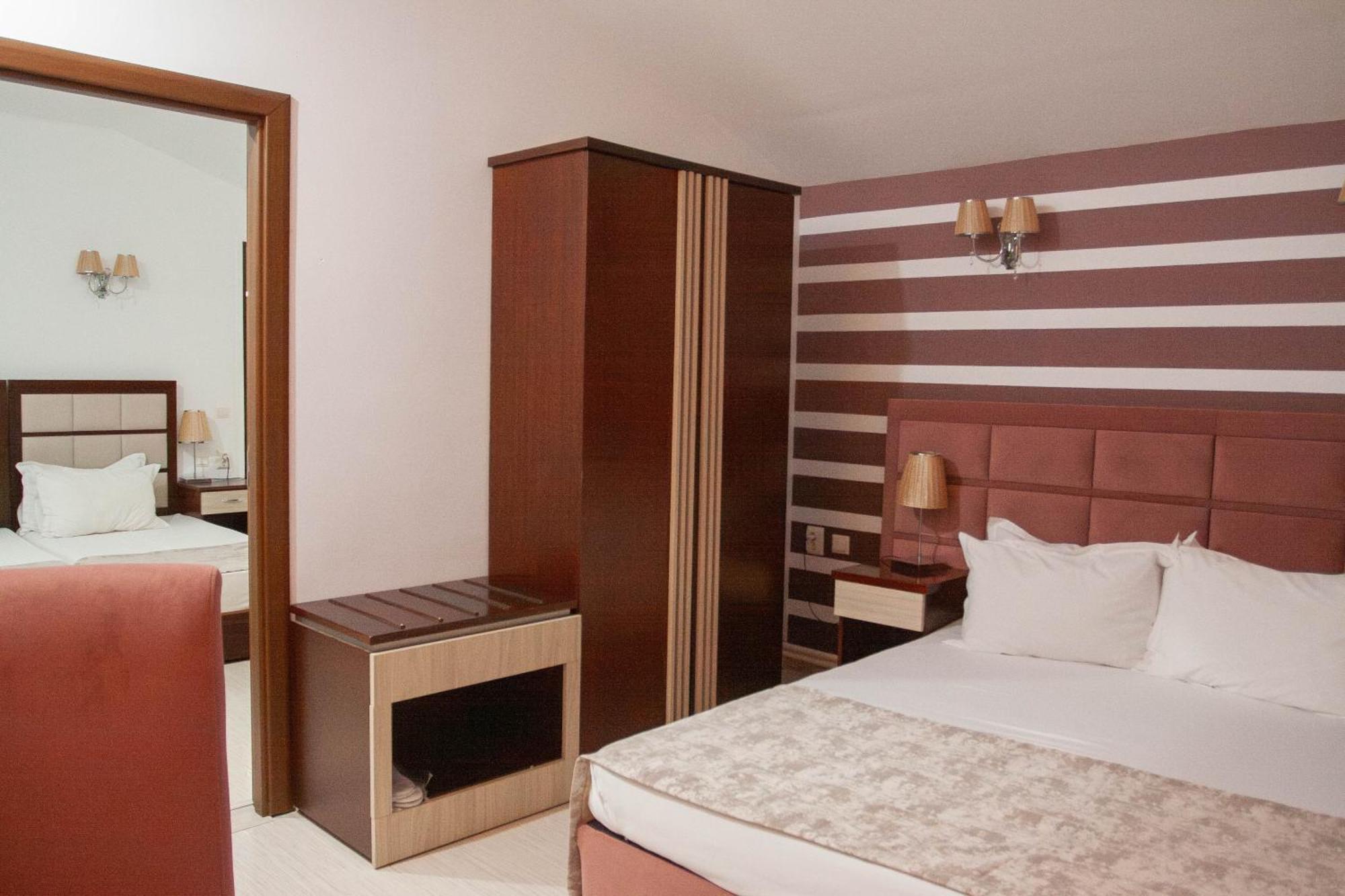 Steaua Apelor Family Resort Nufaru Ngoại thất bức ảnh